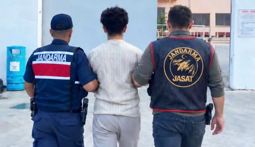 Antalya'da motosiklet hırsızı JASAT'tan kaçamadı
