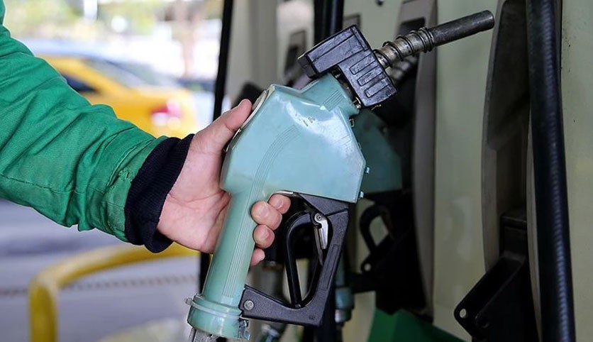 Benzine zam ya da indirim var mı?