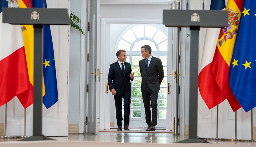 Macron'dan İngiltere’ye çağrı: AB'ye dönün