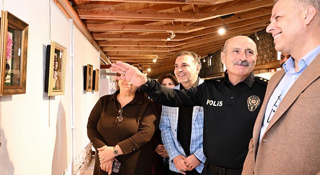 Antalya Emniyet Müdürü Zaimoğlu sergi gezdi