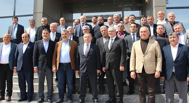 Antalya'da tarımsal üretim ve ticaretindeki sorunlar görüşüldü