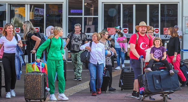 Aralıkta Antalya Havalimanı’nda 1 milyon yolcuya hizmet