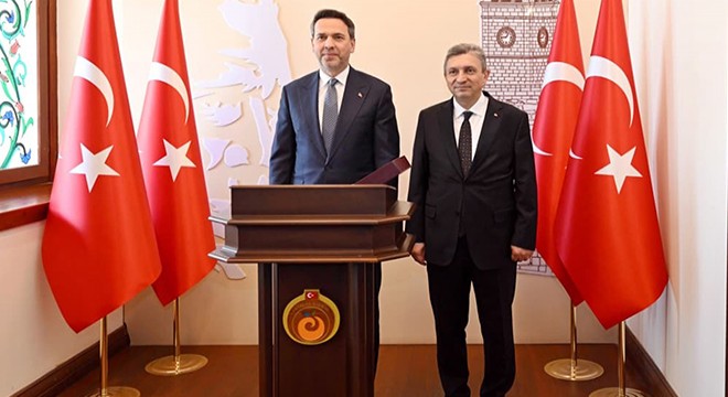 Bakan Bayraktar’dan Antalya Valiliğine ziyaret