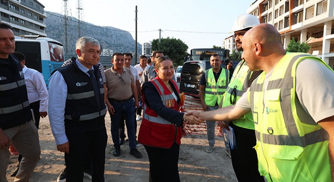 Başkan Vekili Özdemir, Konyaaltı’nda altyapı yatırımlarını inceledi