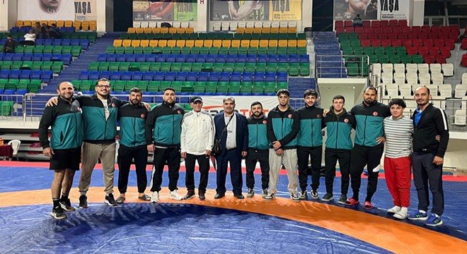 Burdur Emniyet Spor 2'nci Lig'de kaldı