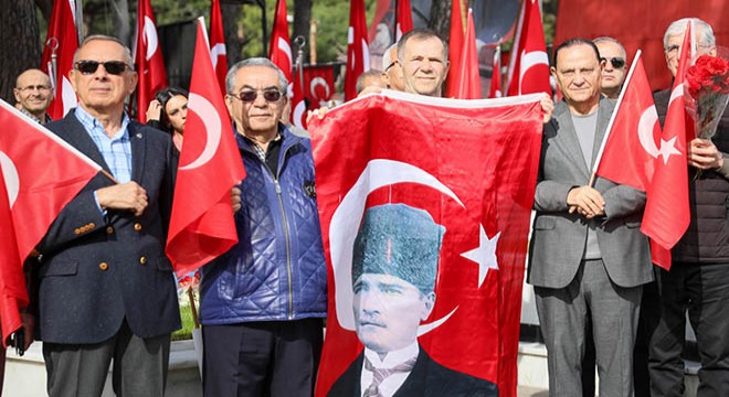 Çanakkale şehitleri Antalya'da anıldı