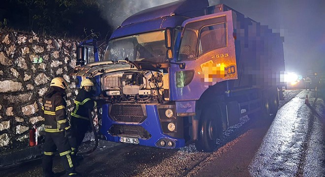 Erken müdahale kamyonu yanmaktan kurtardı