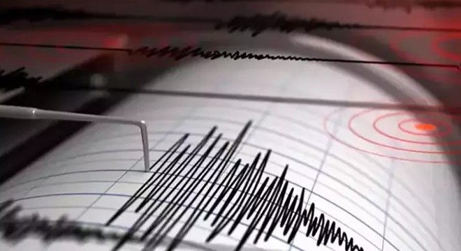 Filipinler'de 6.4 büyüklüğünde deprem