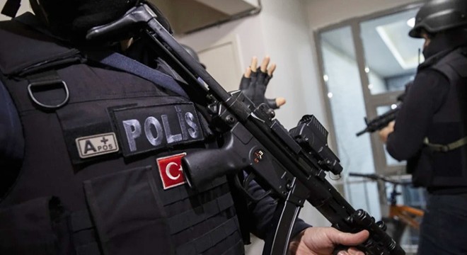 İstanbul’da terör örgütlerine operasyon: 39 gözaltı