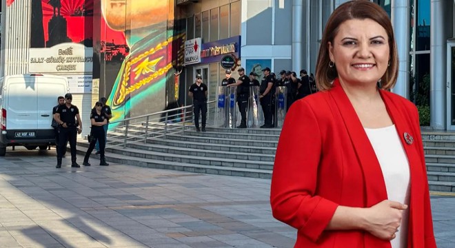 İzmit Belediyesi’ne operasyon