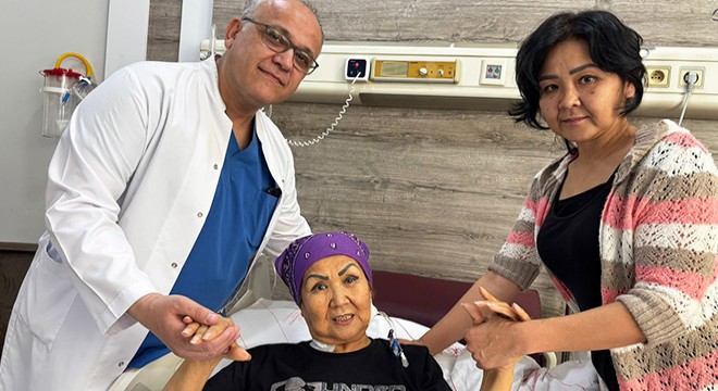 Kazakistan'dan geldiği Antalya’da sağlığına kavuştu