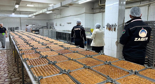Kepez’de bayram öncesi tatlıcılara sıkı denetim