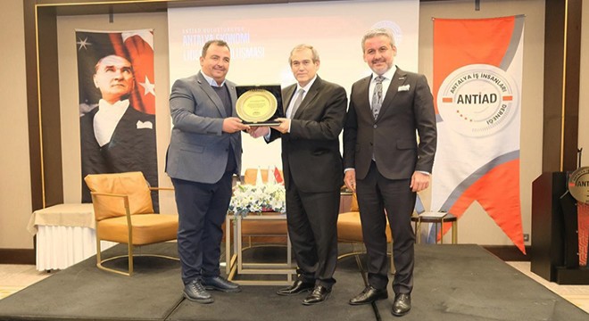 Köleoğlu: Antalya’nın ekonomik geleceğini şekillendiriyoruz