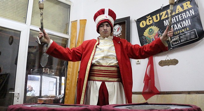 Mehtere 15 yılını verip, kendi ekibini kurdu
