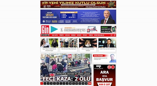 Muratpaşa Belediyesi 'Yeni Yıl Çarşısı' banneri