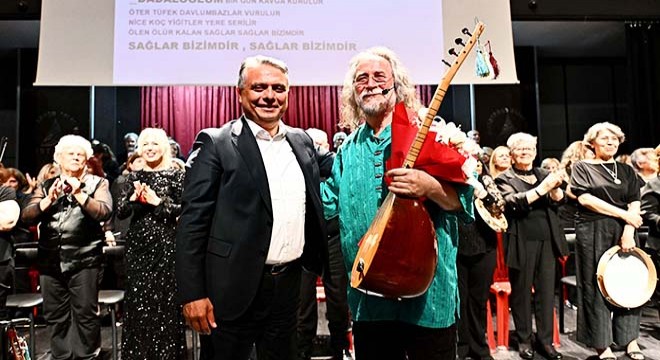 Muratpaşa’da 100 kişilik halk müziği şöleni