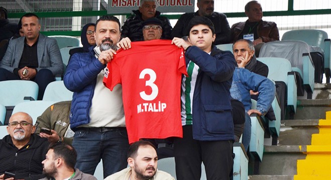 Serik Spor taraftarı Pazarlı’yı unutmadı