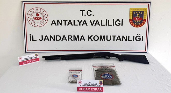 Serik’te jandarma esrar ele geçirdi