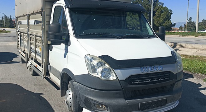 Tescilsiz plaka kullanan sürücüye ceza