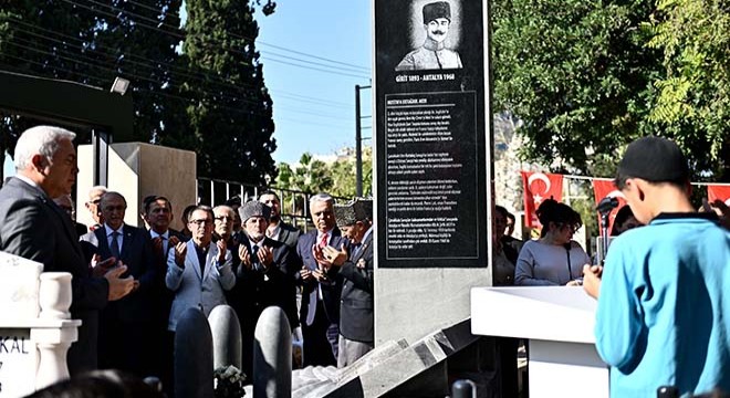 Topçu Yüzbaşı Mustafa Ertuğrul Aker, Antalya'da anıldı