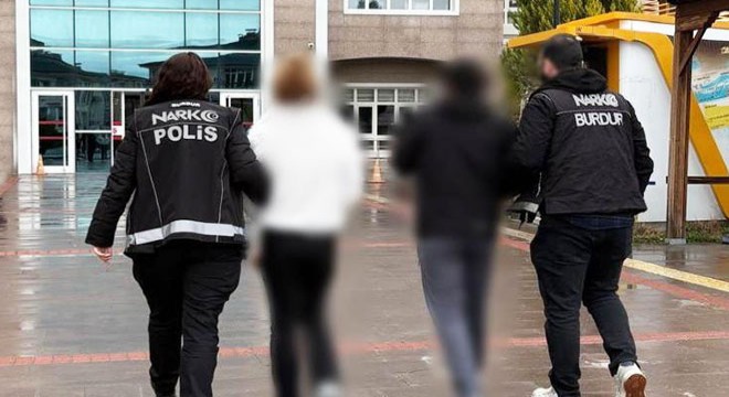 Uyuşturucuyla yakalanan 2 şüpheli tutuklandı